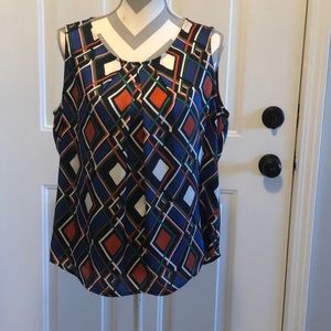 Nine West geometric design sleeveless pleated front blouse